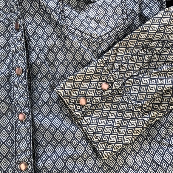 Buffalo David Bitton XL button down - Picture 2 of 6